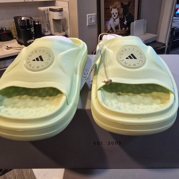 Stella McCartney x Adidas Women’s Size 9 Halo Carbon Light Green Slides JI1217 - Picture 5 of 14